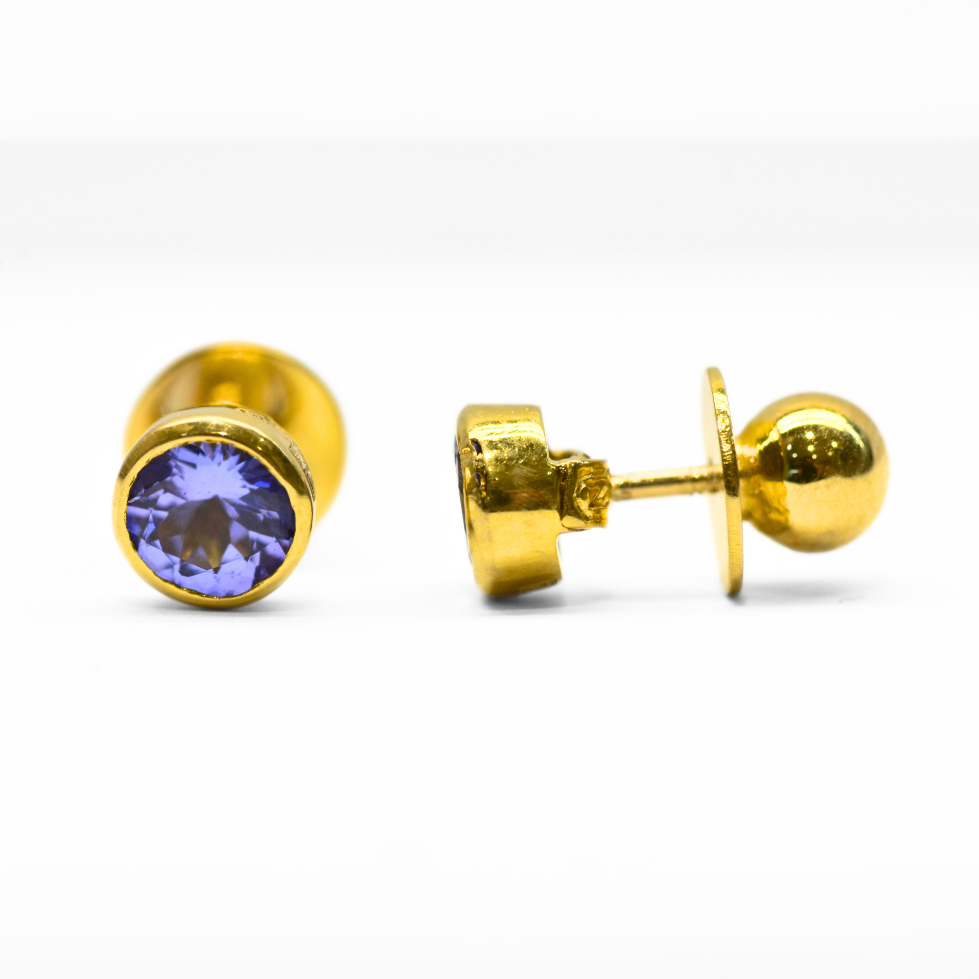 Picture of Natural Tanzanite Studs